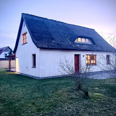 Huus Am Darss Villa Fuhlendorf  Exterior photo